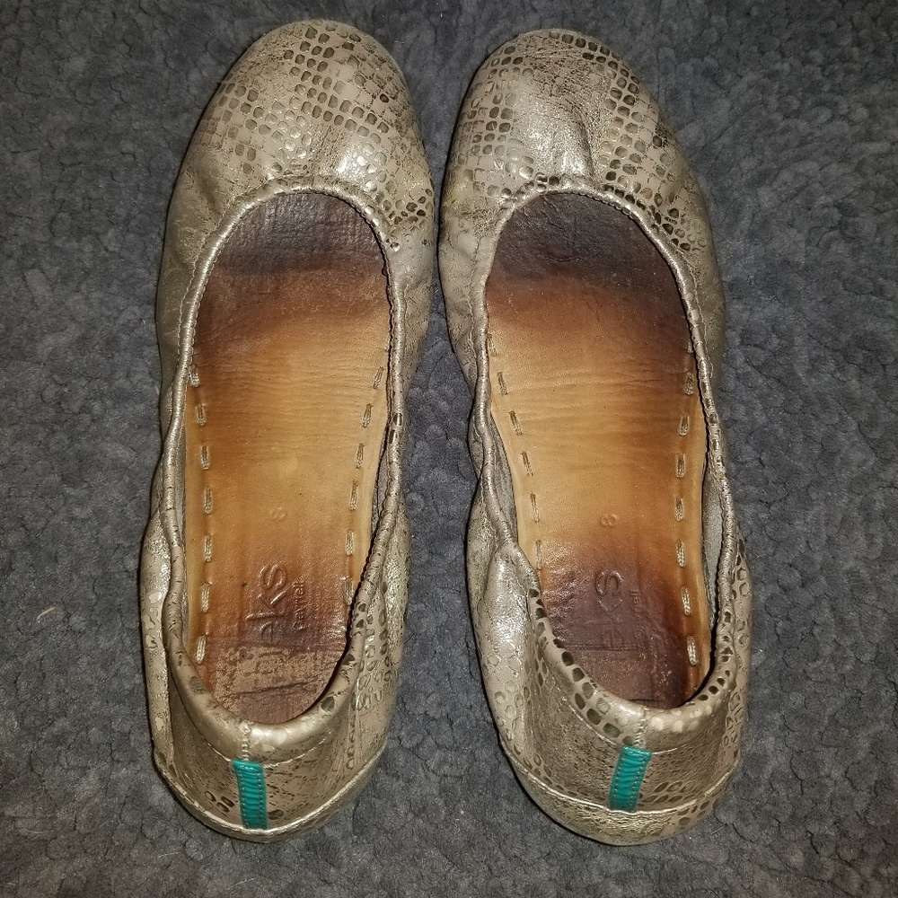 Romantic blush tieks